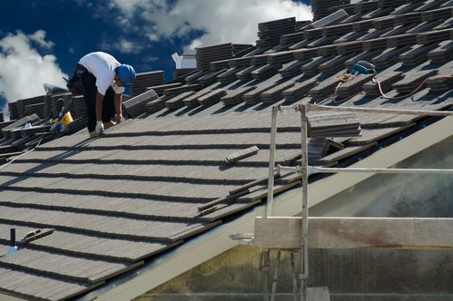 You are currently viewing Choosing Roofing Contractors In Pflugerville TX